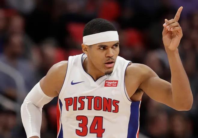 托拜厄斯-哈里斯回怼费城球迷对保罗-乔治的嘲讽 托拜厄斯-哈里斯回怼费城球迷对保罗-乔治的嘲讽