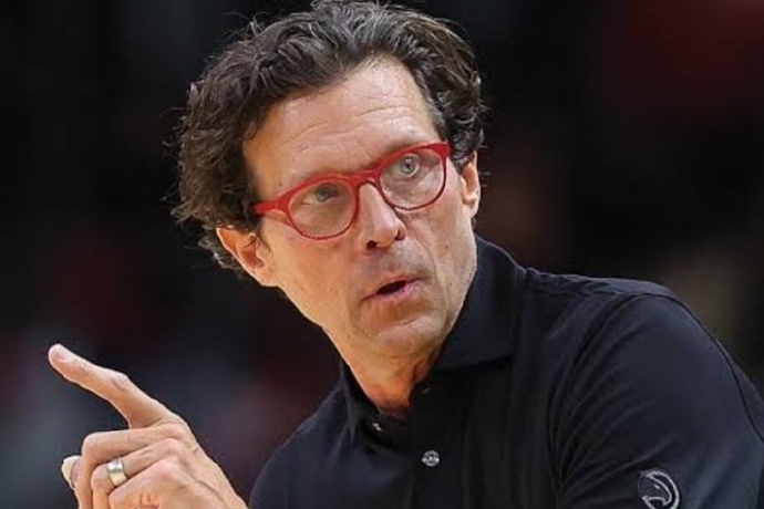 尼克斯挖角老鹰主帅斯奈德受阻,野心勃勃的计划遇挫 尼克斯挖角老鹰主帅斯奈德受阻,野心勃勃的计划遇挫