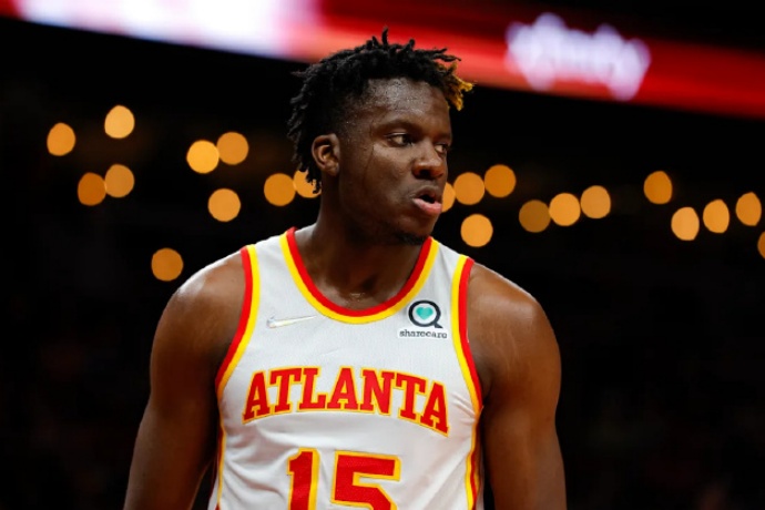 卡佩拉3年2150万重回休斯顿,火箭阵容全面升级 卡佩拉3年2150万重回休斯顿,火箭阵容全面升级